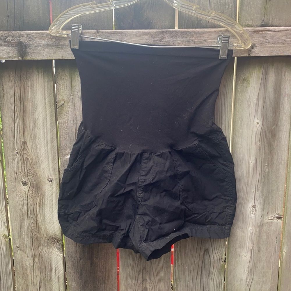 Motherhood Maternity black shorts sz. S